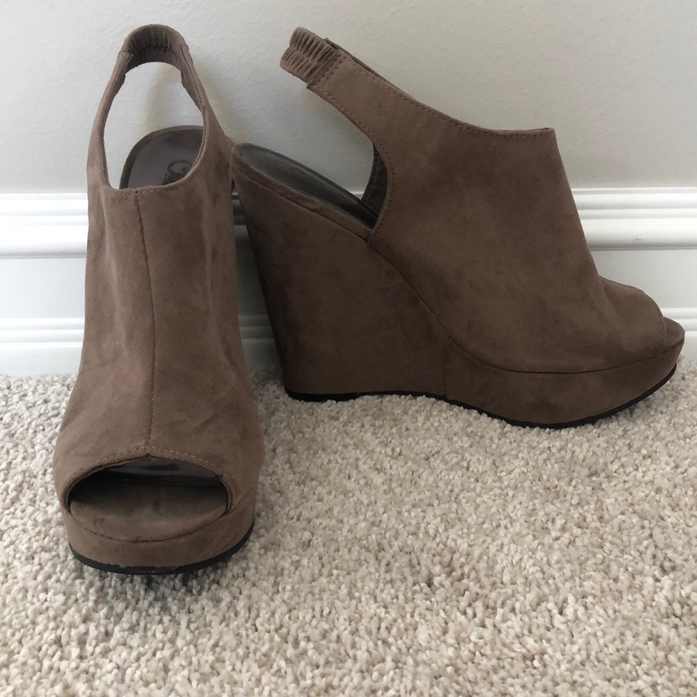 Suede Tan Wedges
